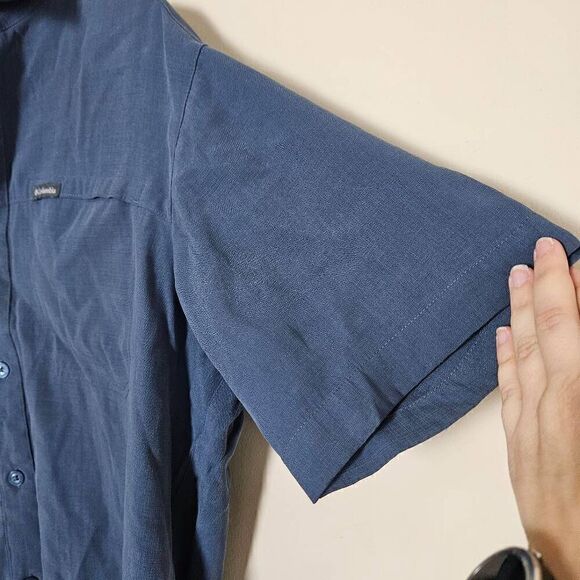 Columbia Short Sleeved Button Down Shirt - Picture 7 of 8